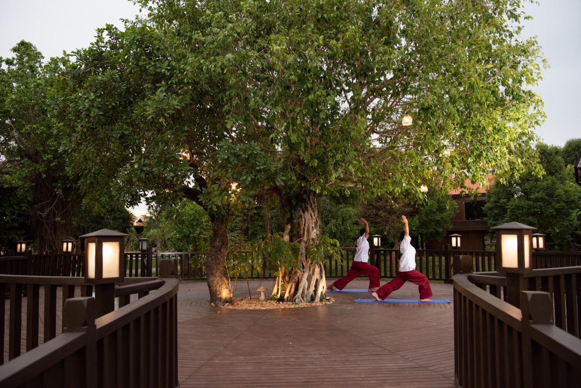 Mane Hariharalaya Hotel Siem Reap Bagian luar foto