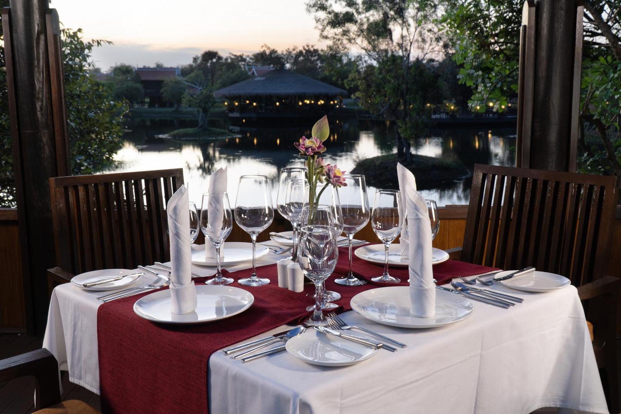 Mane Hariharalaya Hotel Siem Reap Bagian luar foto