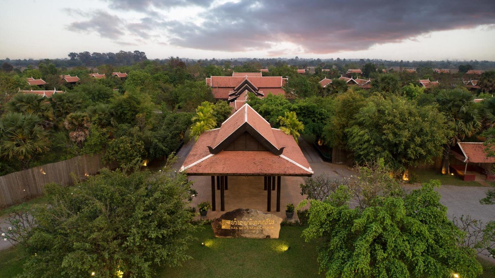 Mane Hariharalaya Hotel Siem Reap Bagian luar foto