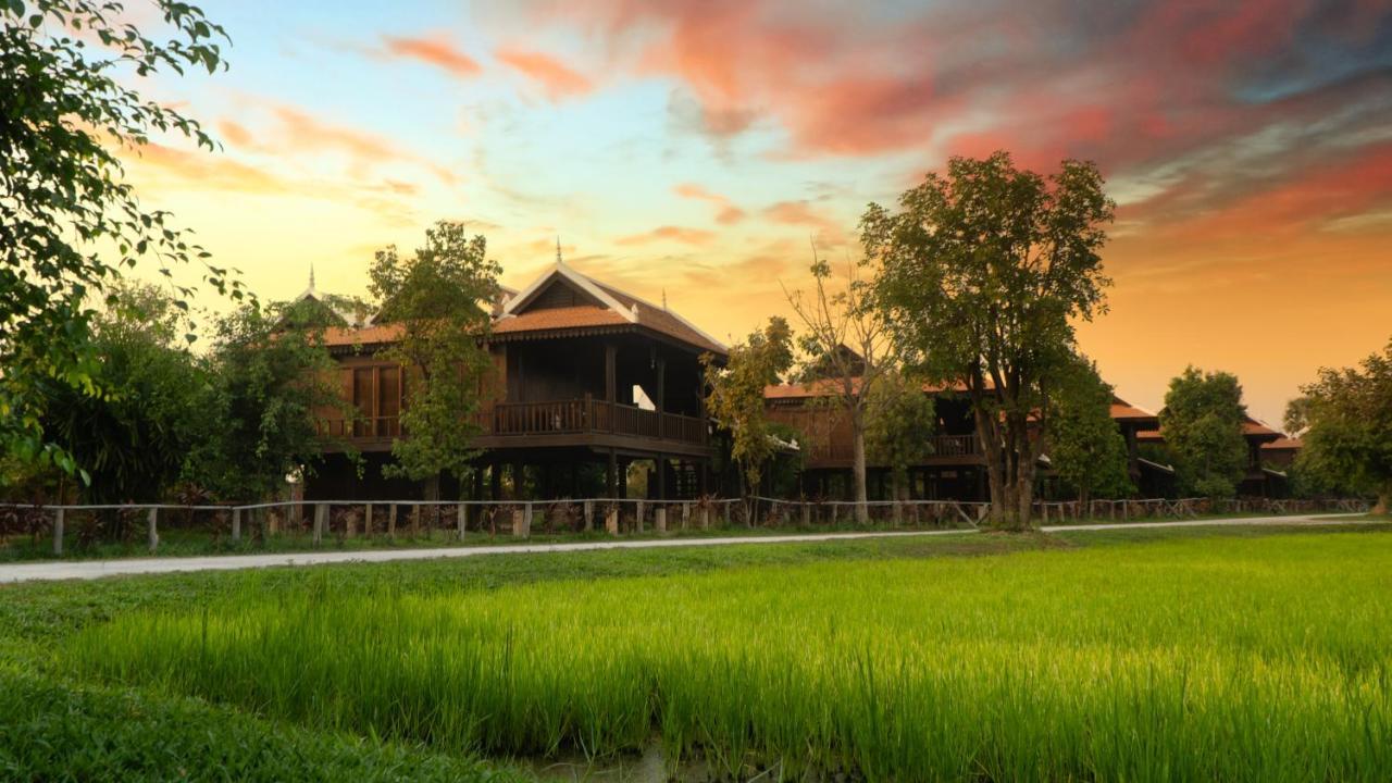 Mane Hariharalaya Hotel Siem Reap Bagian luar foto