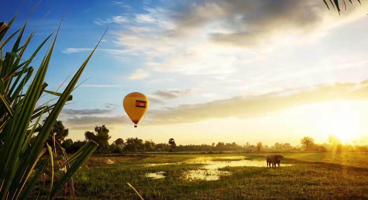 Mane Hariharalaya Hotel Siem Reap Bagian luar foto