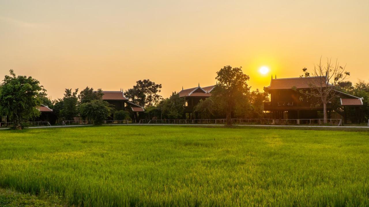 Mane Hariharalaya Hotel Siem Reap Bagian luar foto